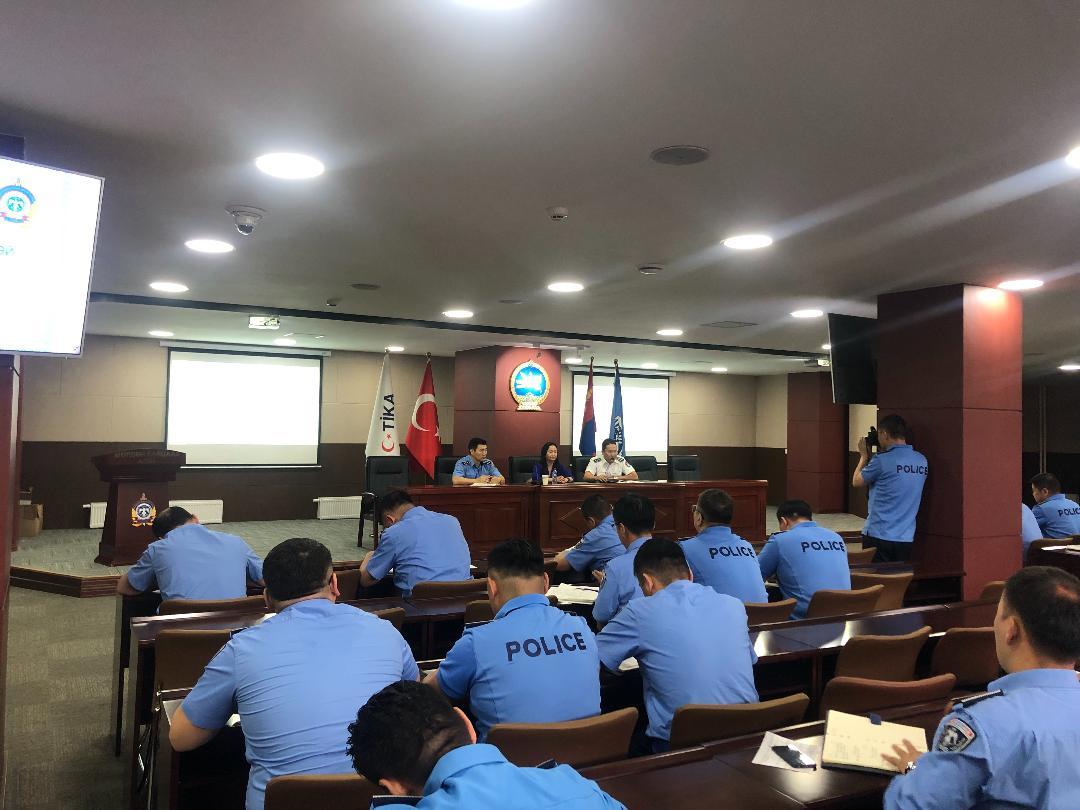 МӨНГӨ УГААХ ГЭМТ ХЭРГИЙН ТАЛААР СУРГАЛТ ЗОХИОН БАЙГУУЛЛАА